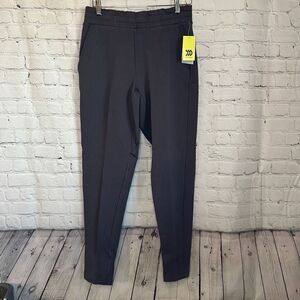 All in Motion Women’s Gray Jogger size small, NEW